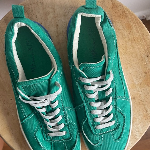 NWT Zara unisex sneakers size 6 - Picture 4 of 7
